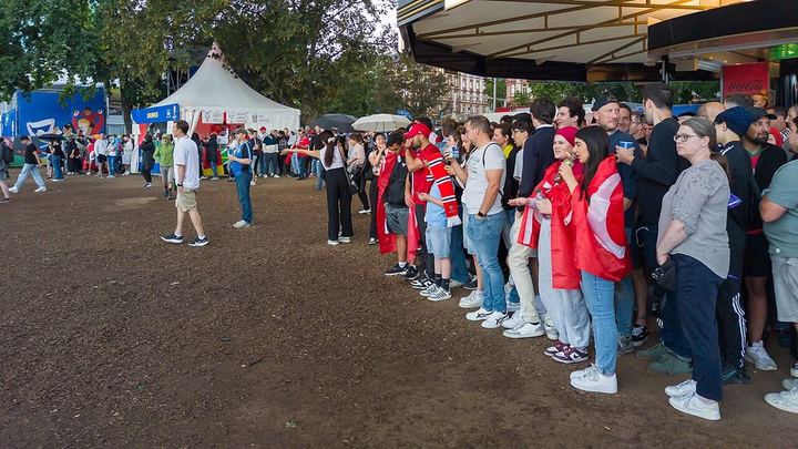 UED · 对抗瞬间（资料示意）